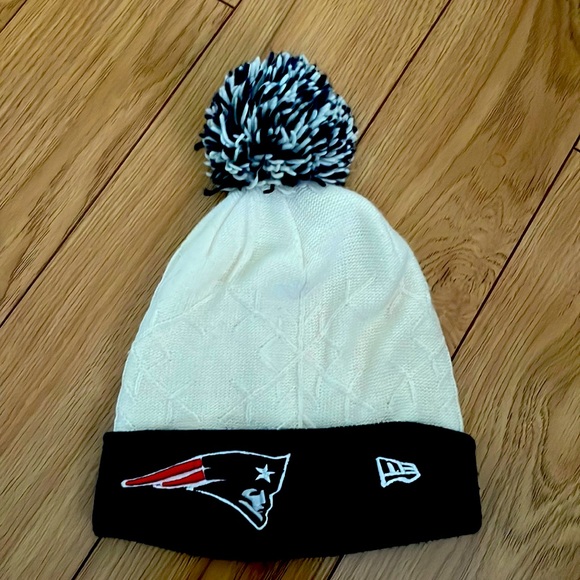 New Era New England Patriots ladies toque - Picture 1 of 3